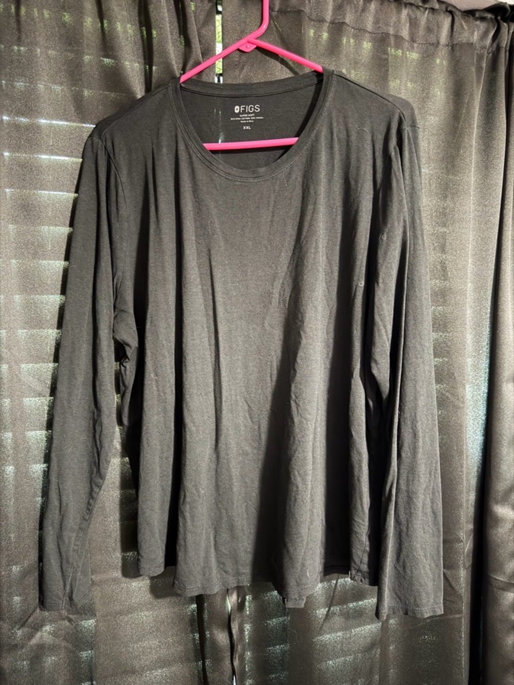 Figs Women’s Black Long-Sleeve super soft underscrub
